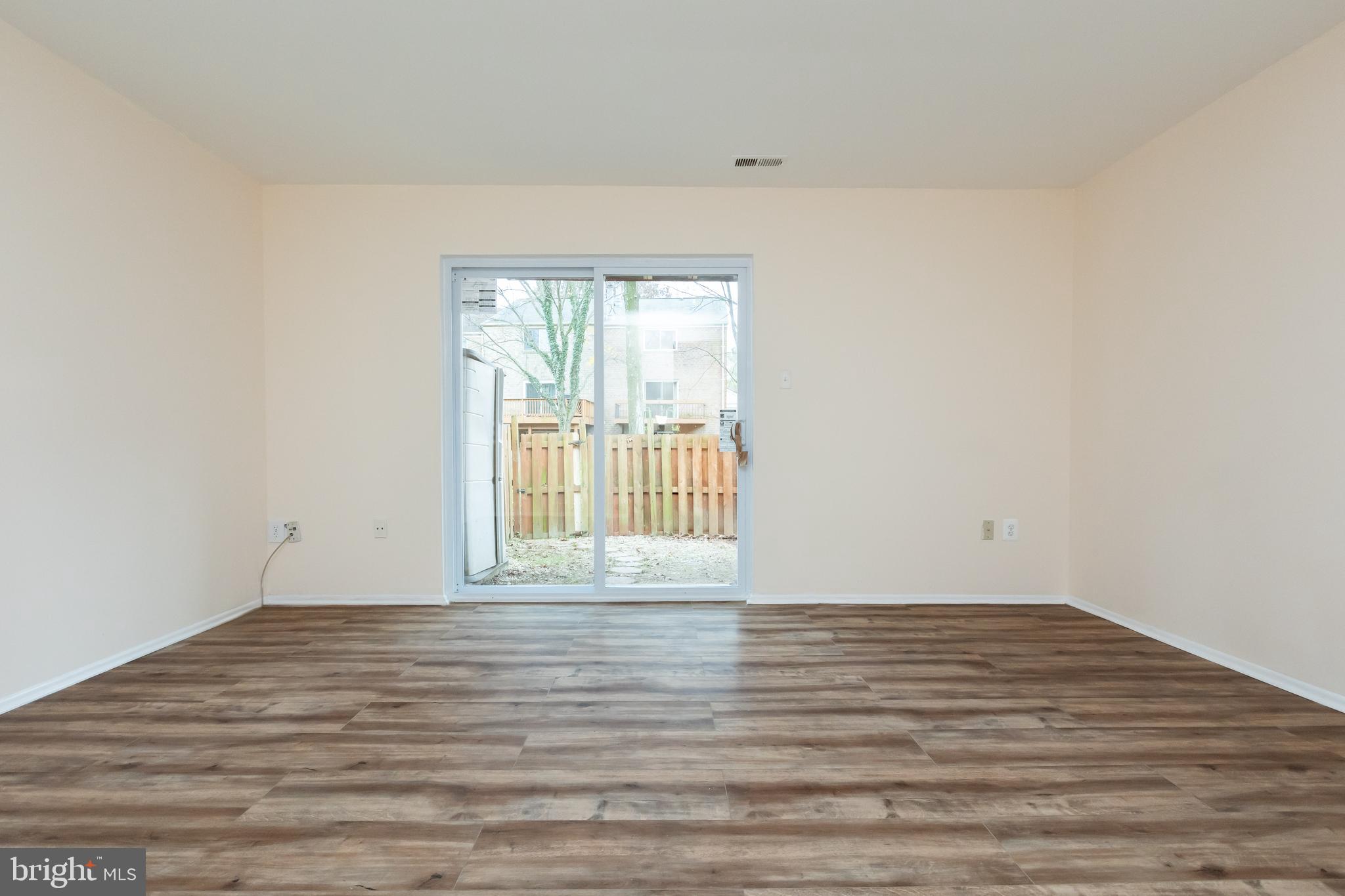 HUNTINGTON - Residential