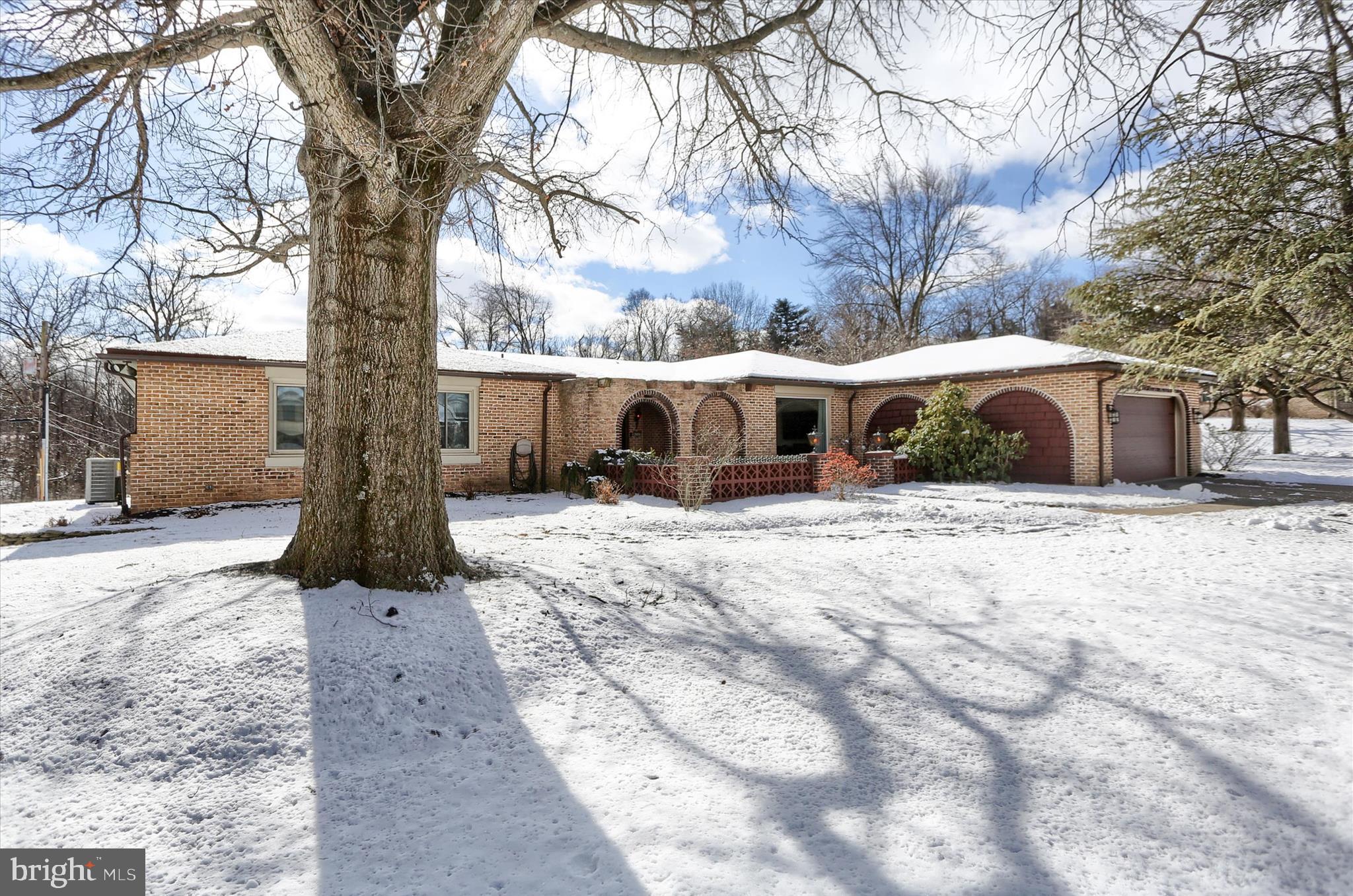 4265 BEAUFORT HUNT DRIVE