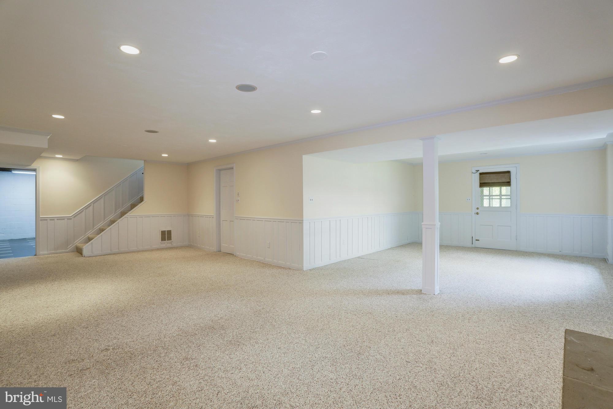 FARMINGTON - Residential