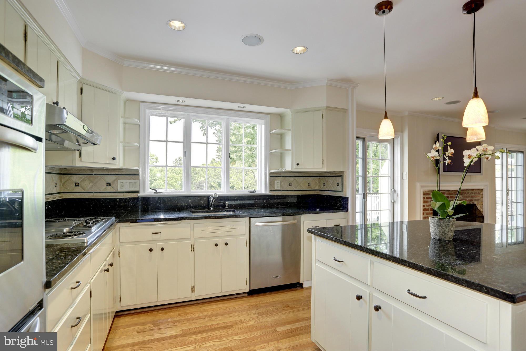 FARMINGTON - Residential