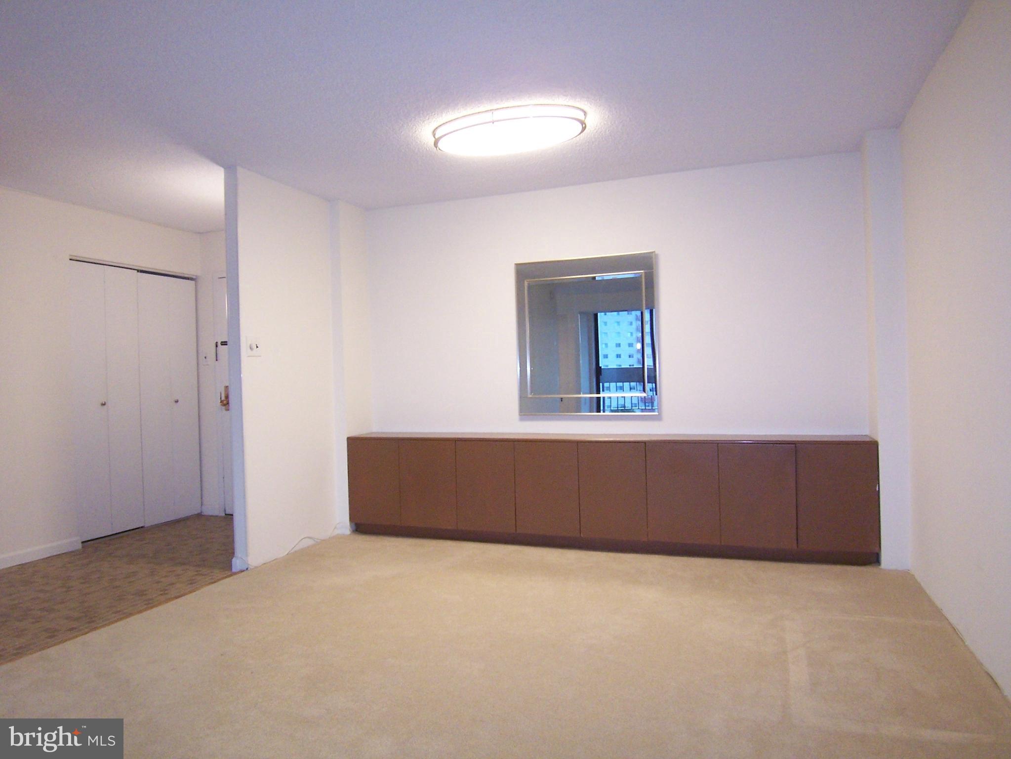 5300 HOLMES RUN PARKWAY 1218