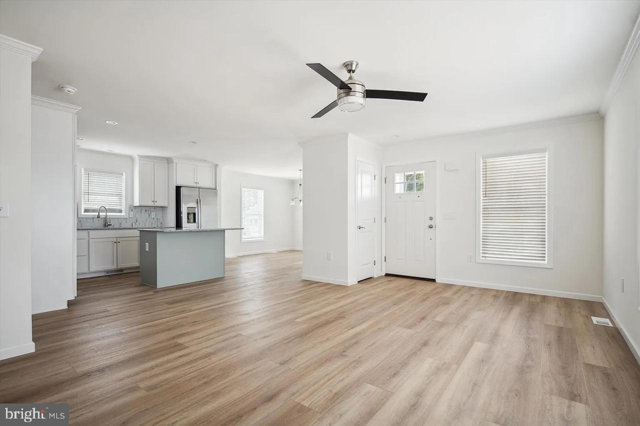 CINNAMON WOODS - Residential