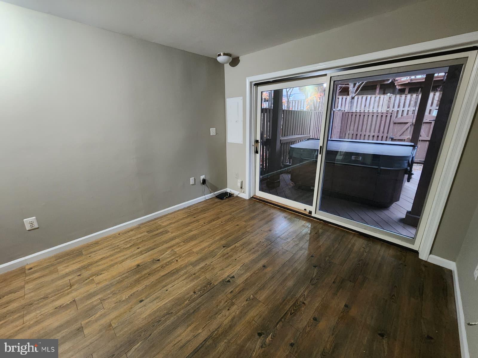 REGENTS WALK - Residential Lease