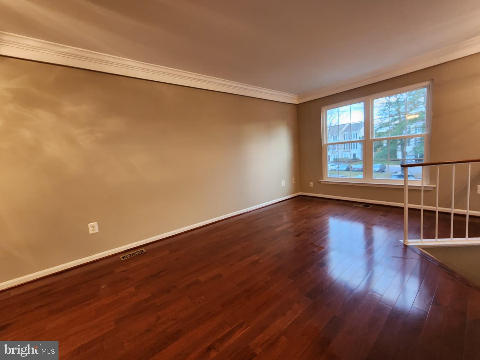 REGENTS WALK - Residential Lease