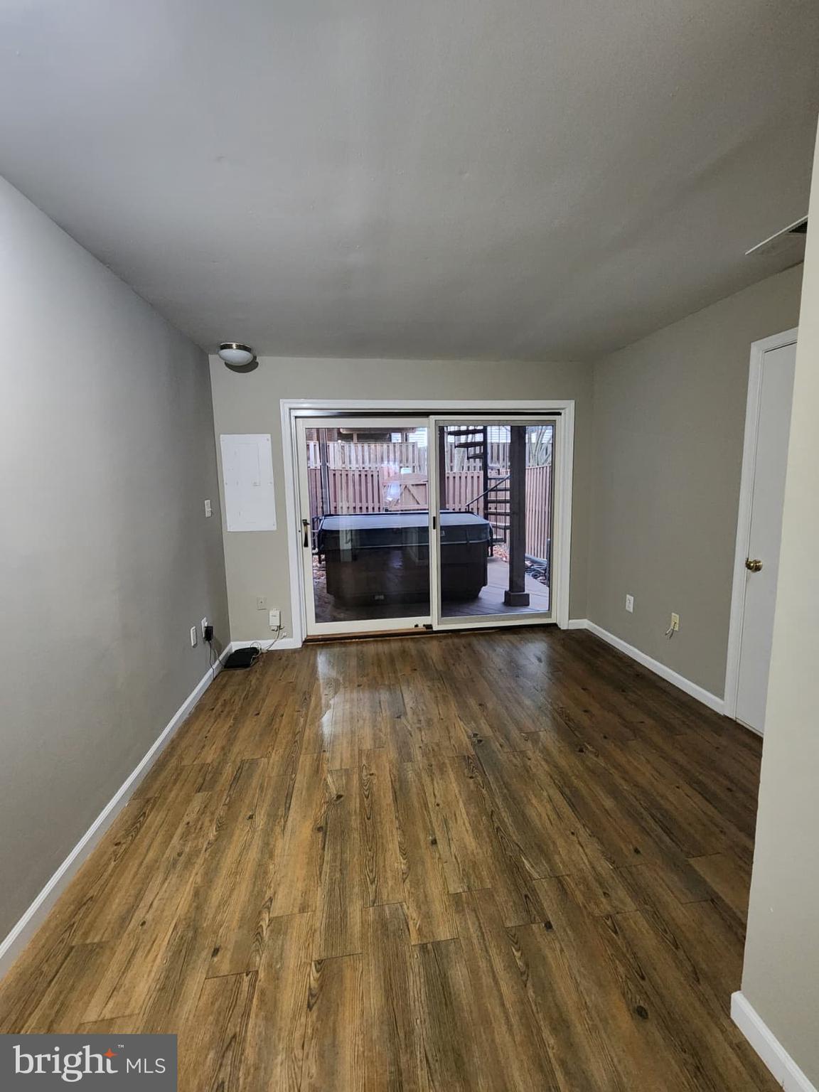 REGENTS WALK - Residential Lease