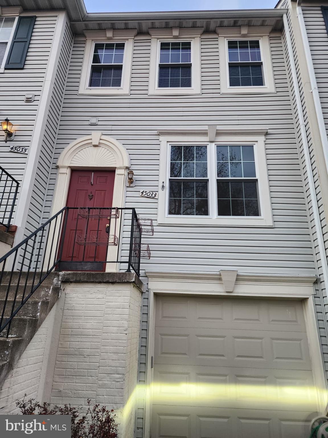 REGENTS WALK - Residential Lease