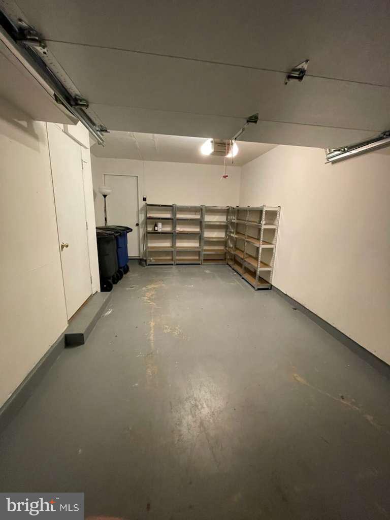 REGENTS WALK - Residential Lease