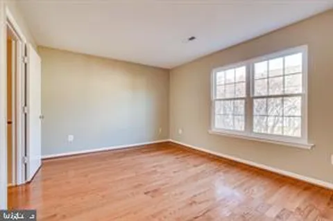 45033 Fellowship Square, Ashburn, VA MLS: VALO2111488