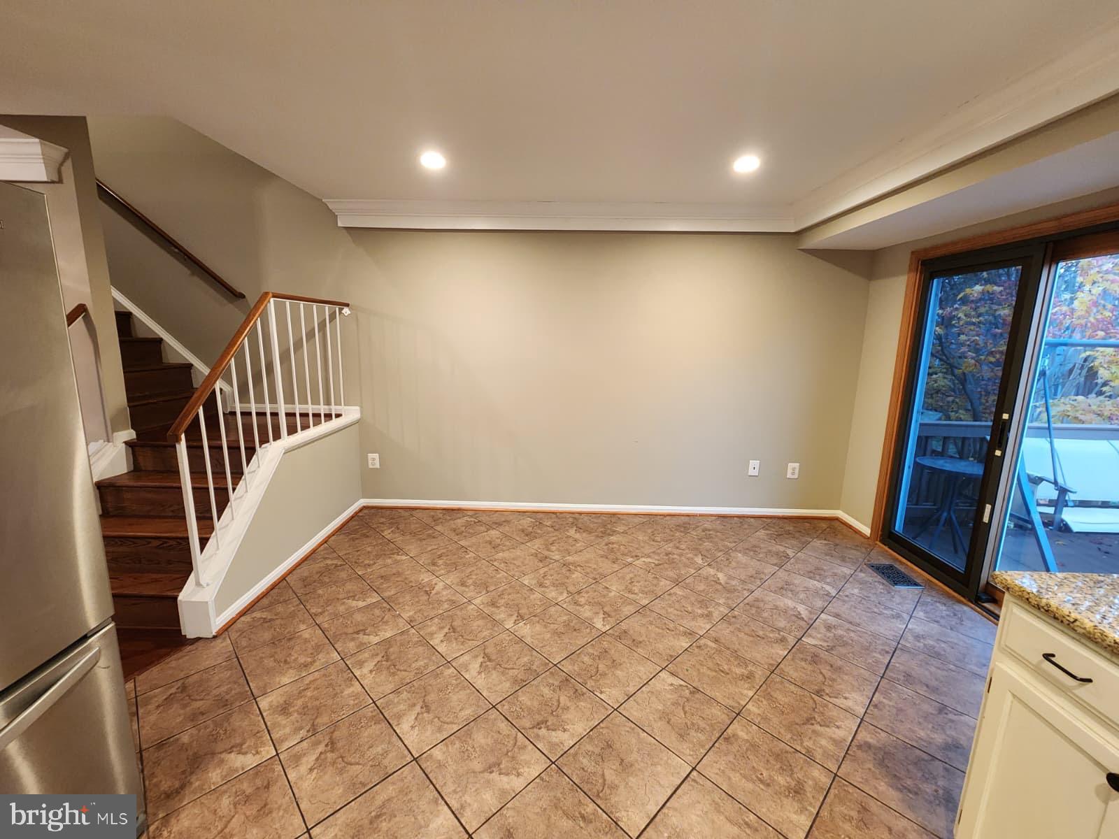 REGENTS WALK - Residential Lease