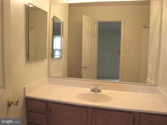 BALLSFORD - Residential Lease