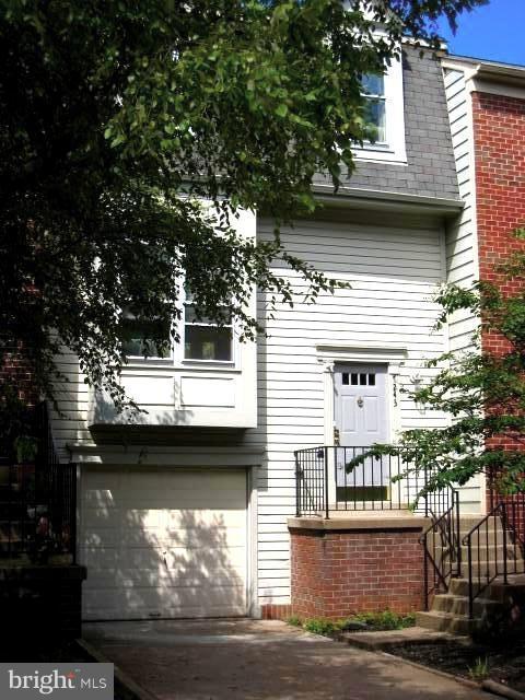 BALLSFORD - Residential Lease