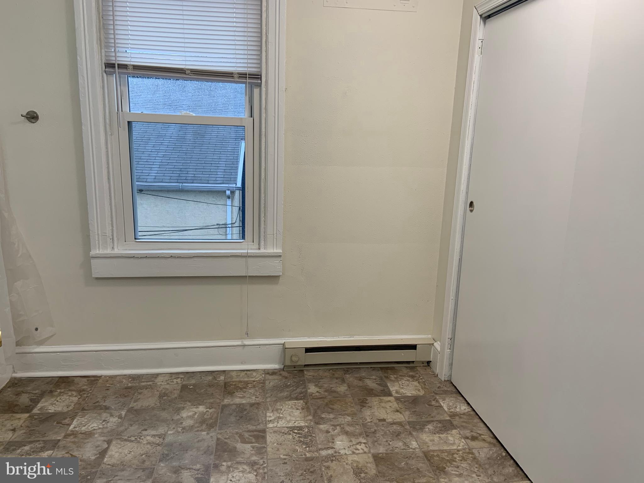 000 - Residential Lease