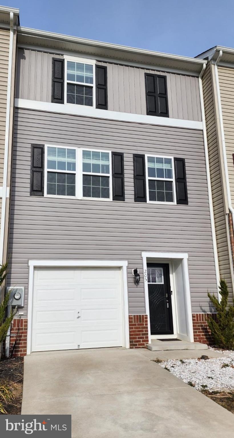 BERKELEY RIDGE - Residential Lease