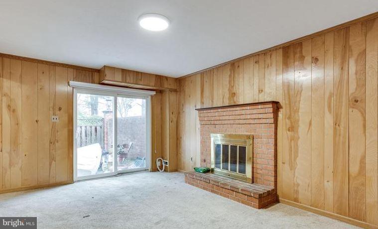 DIAMOND FARMS - Residential