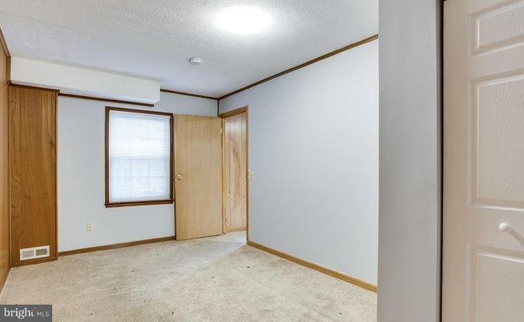 DIAMOND FARMS - Residential