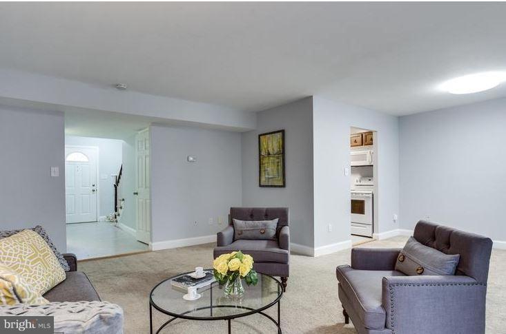 DIAMOND FARMS - Residential