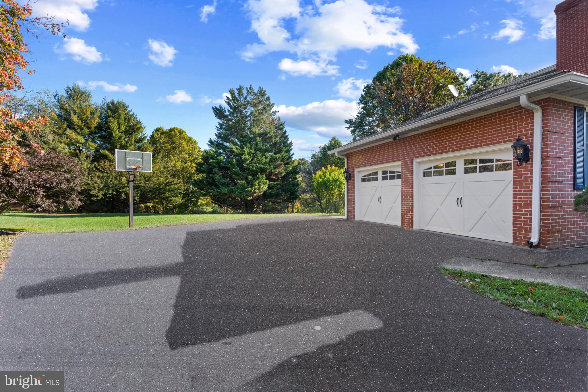 3108 BENNINGTON COURT