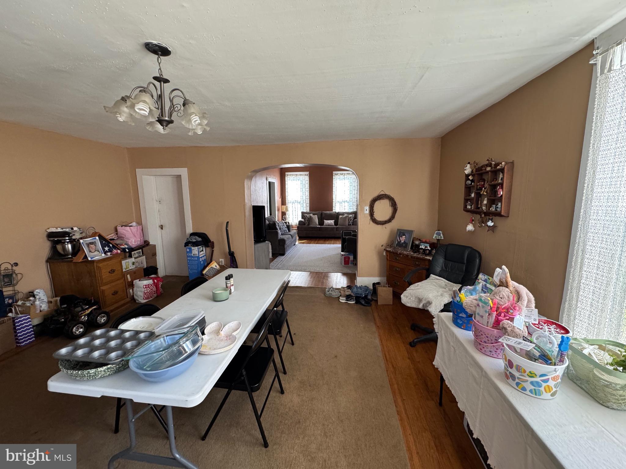 HOWARD - Residential