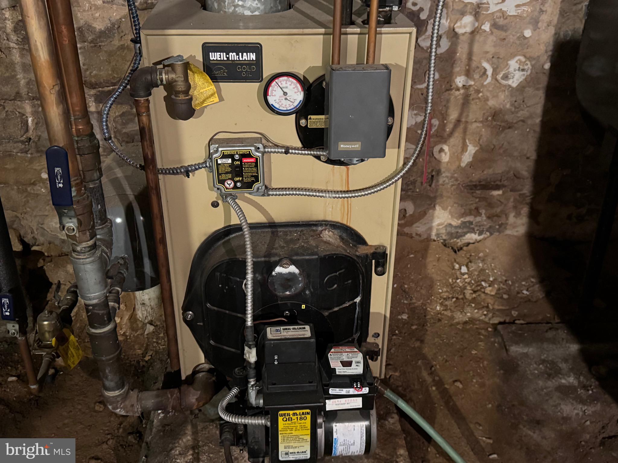 HOWARD - Residential