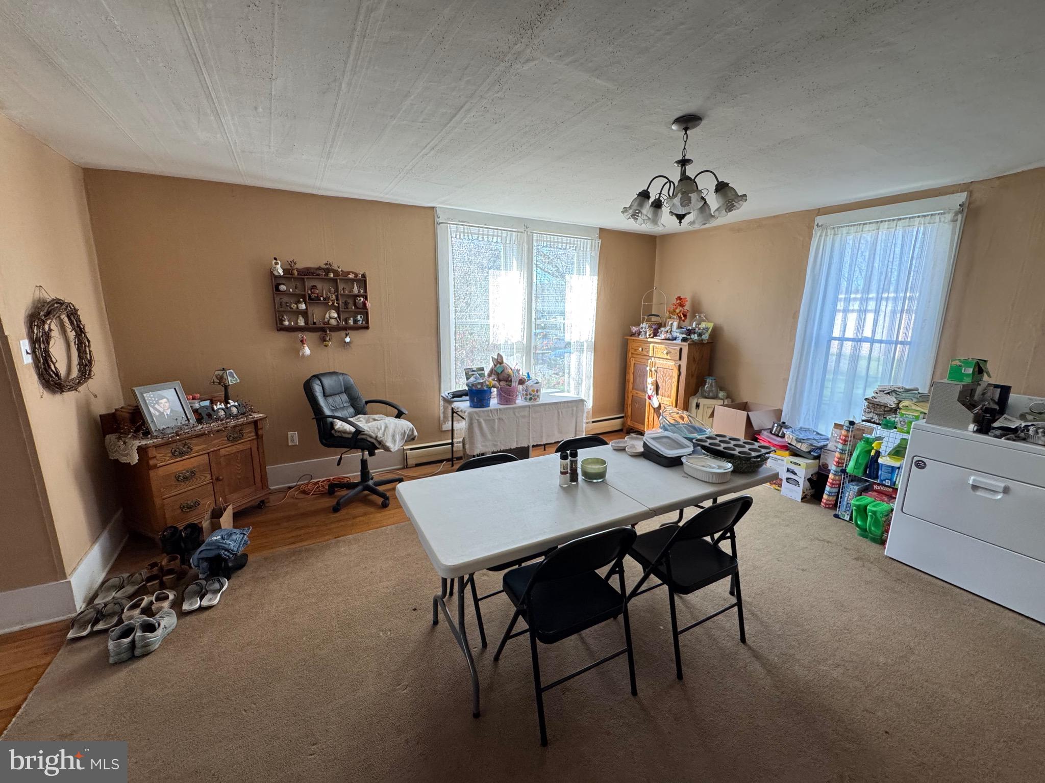 HOWARD - Residential