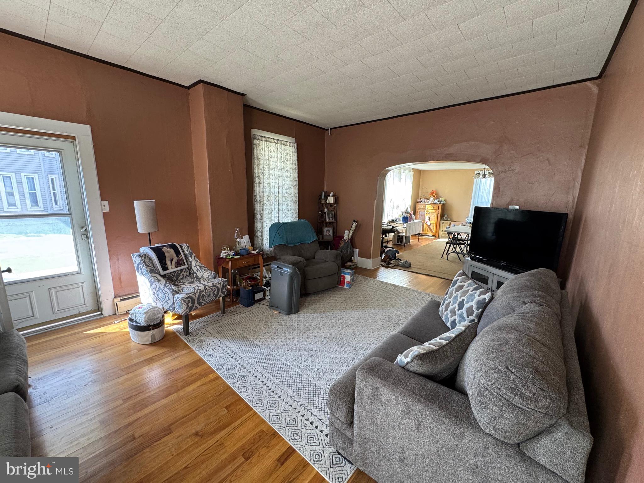 HOWARD - Residential