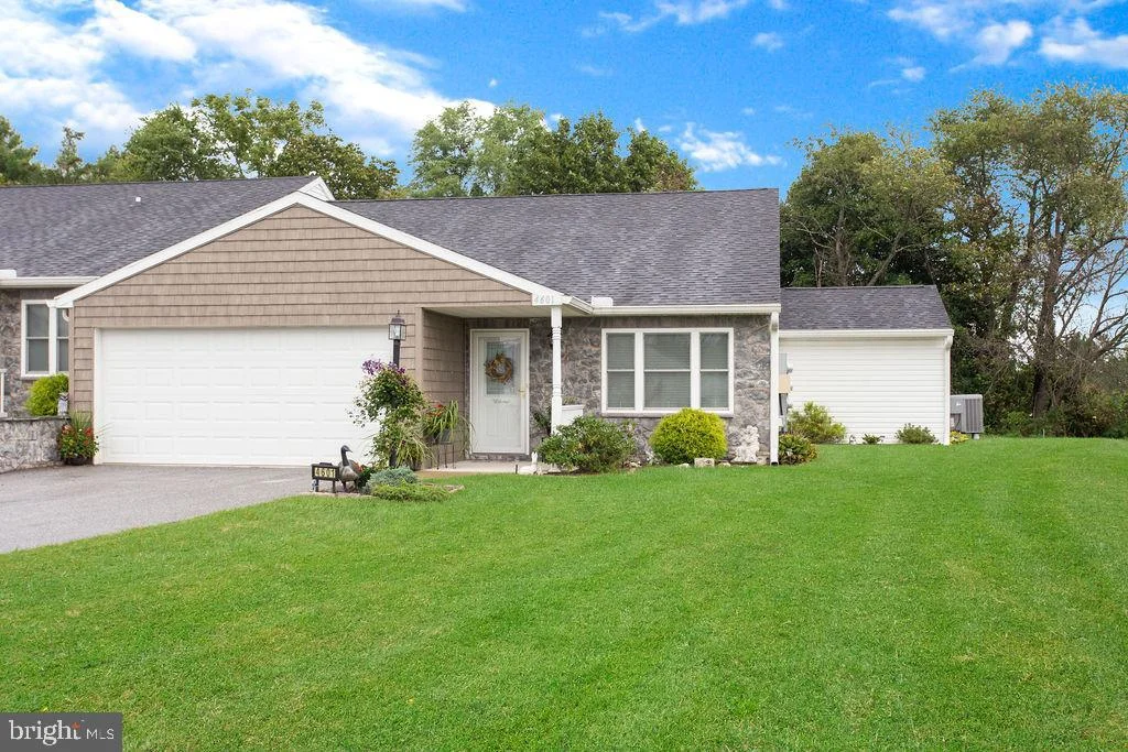 4601 Clair Mar Drive, Dover, PA 17315