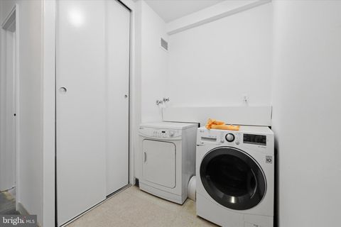 Tiny photo for 1900 John F Kennedy Boulevard #314, PHILADELPHIA, PA 19103 (MLS # PAPH2622662)