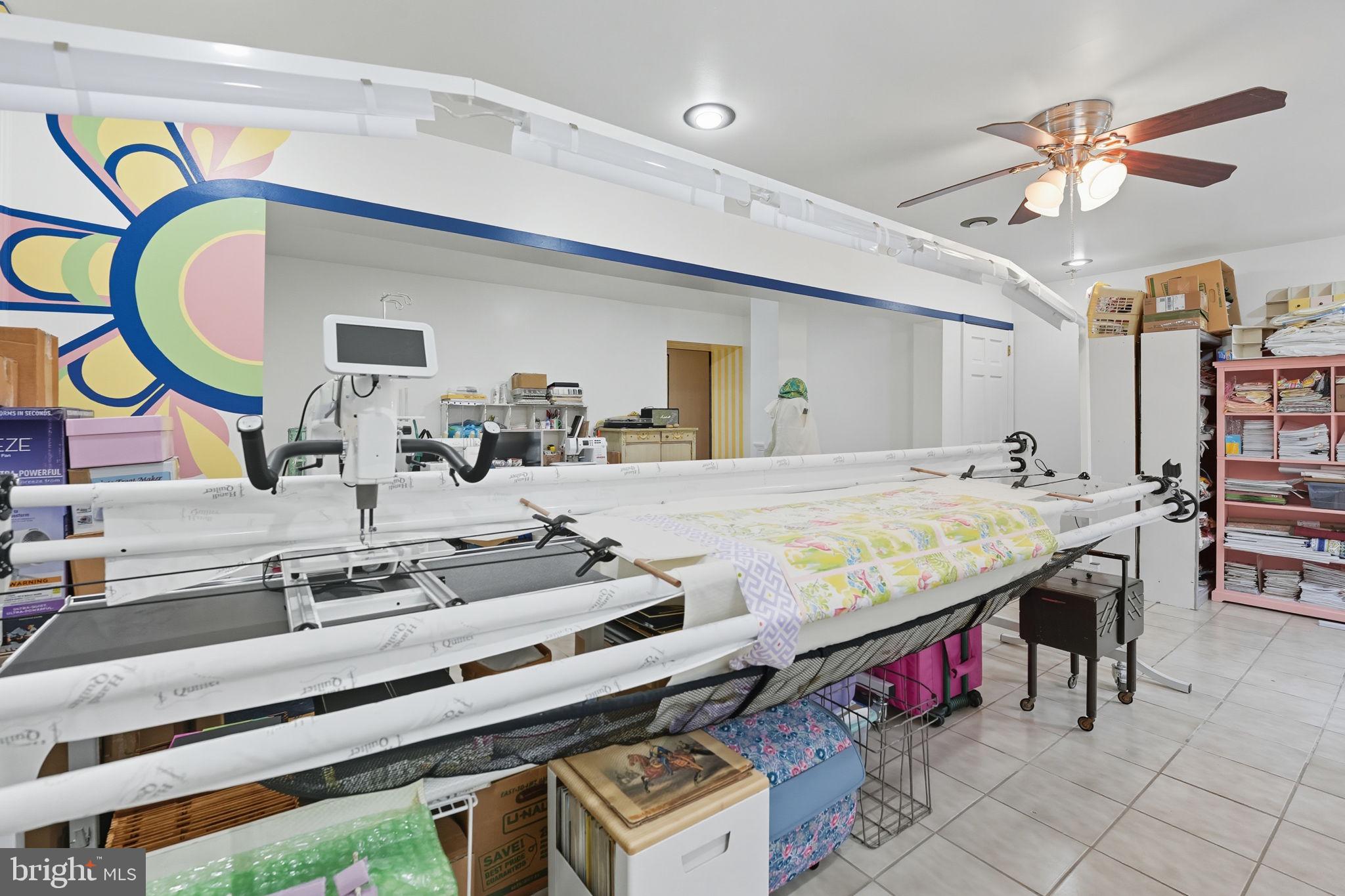 SARATOGA TOWNHOUSES - Residential