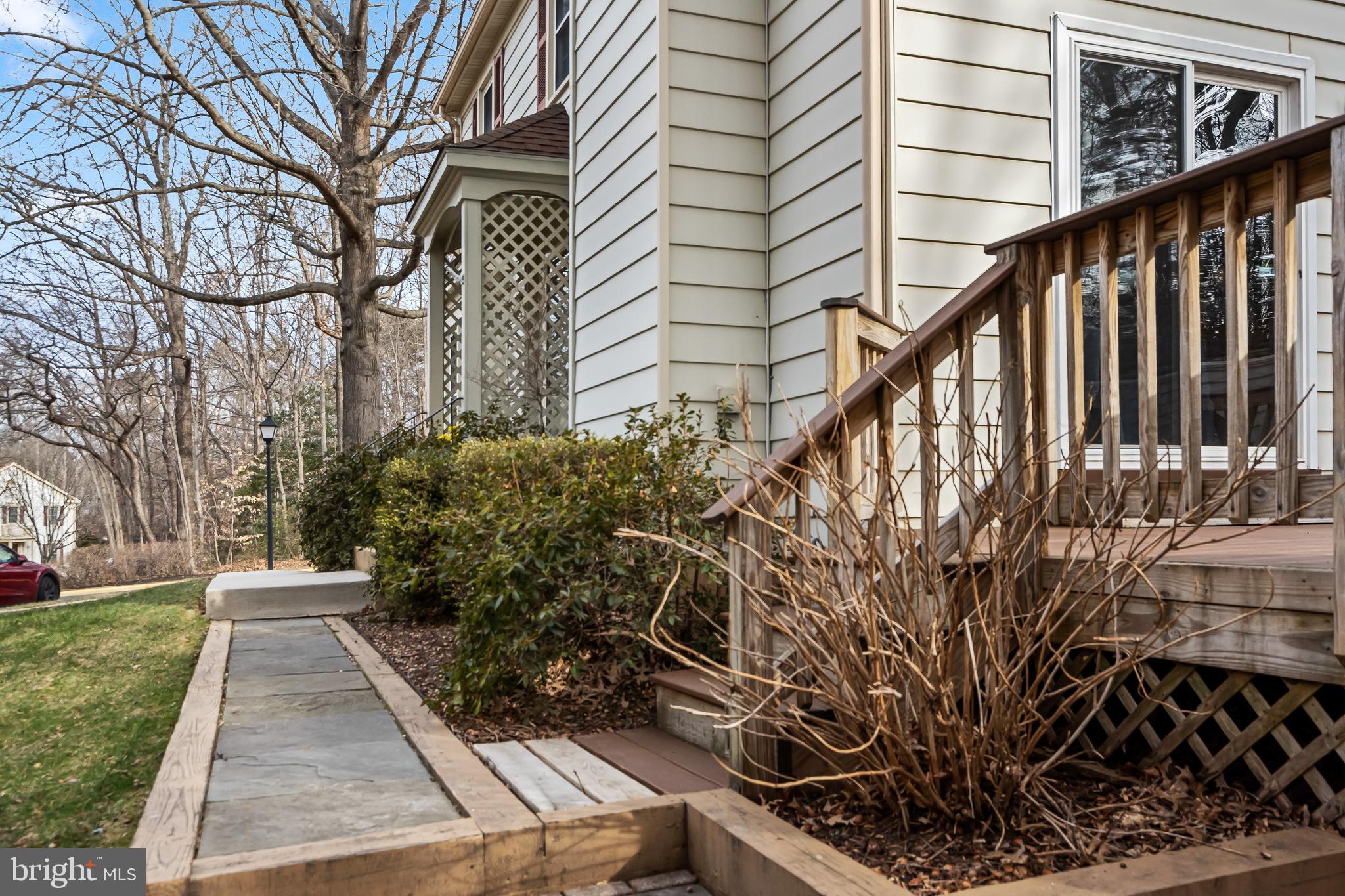 SPRING WOODS - Residential