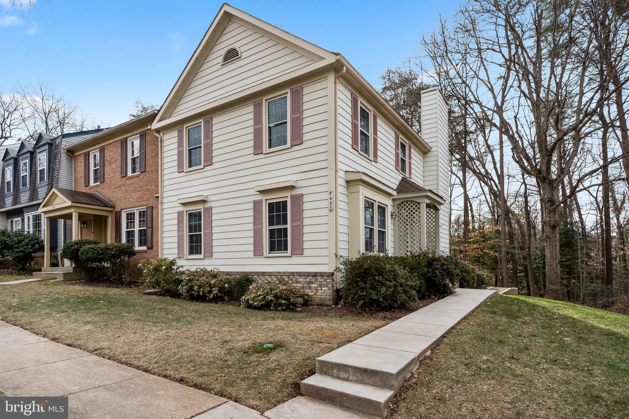 SPRING WOODS - Residential