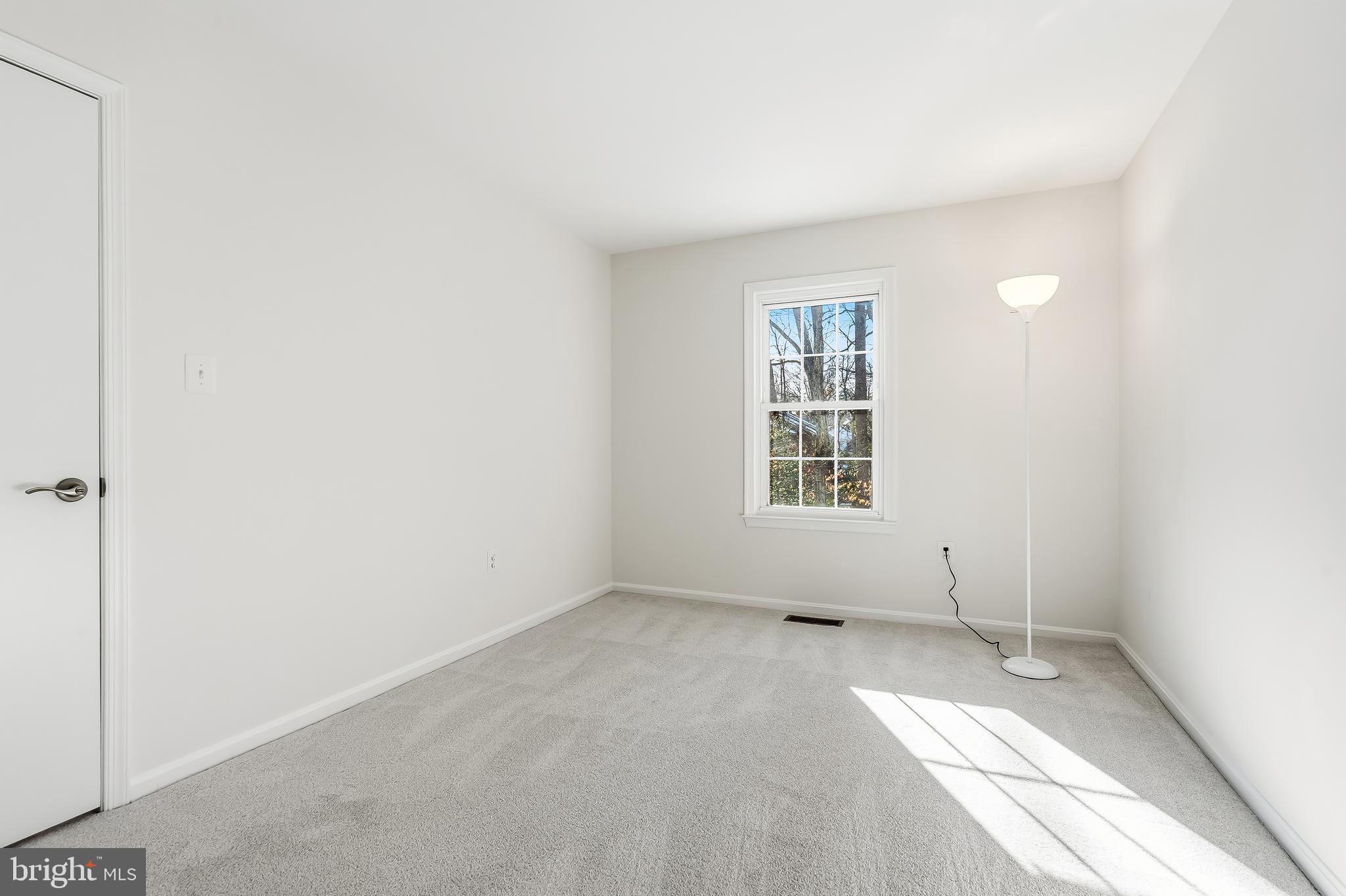 SPRING WOODS - Residential