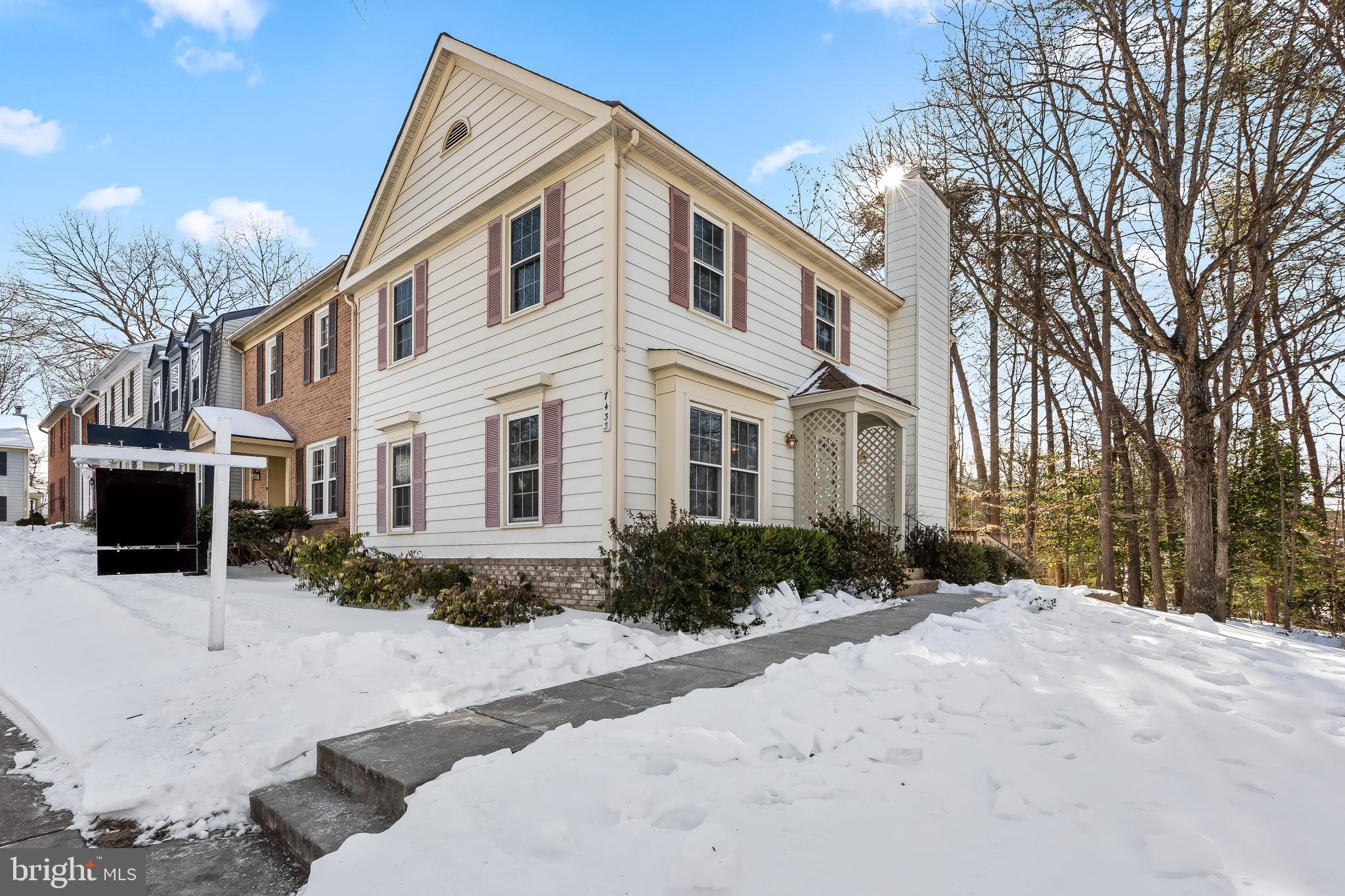 SPRING WOODS - Residential