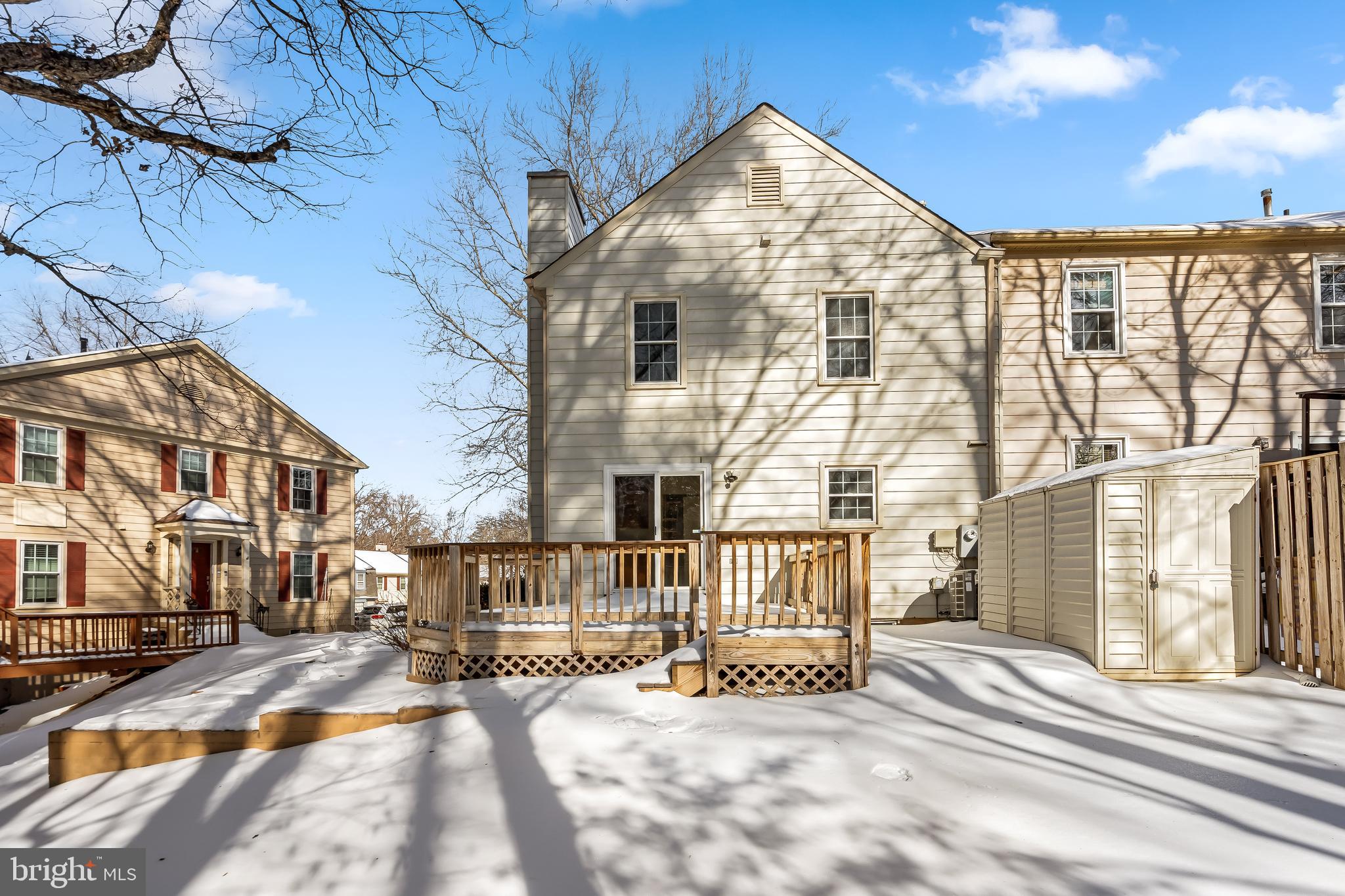 SPRING WOODS - Residential