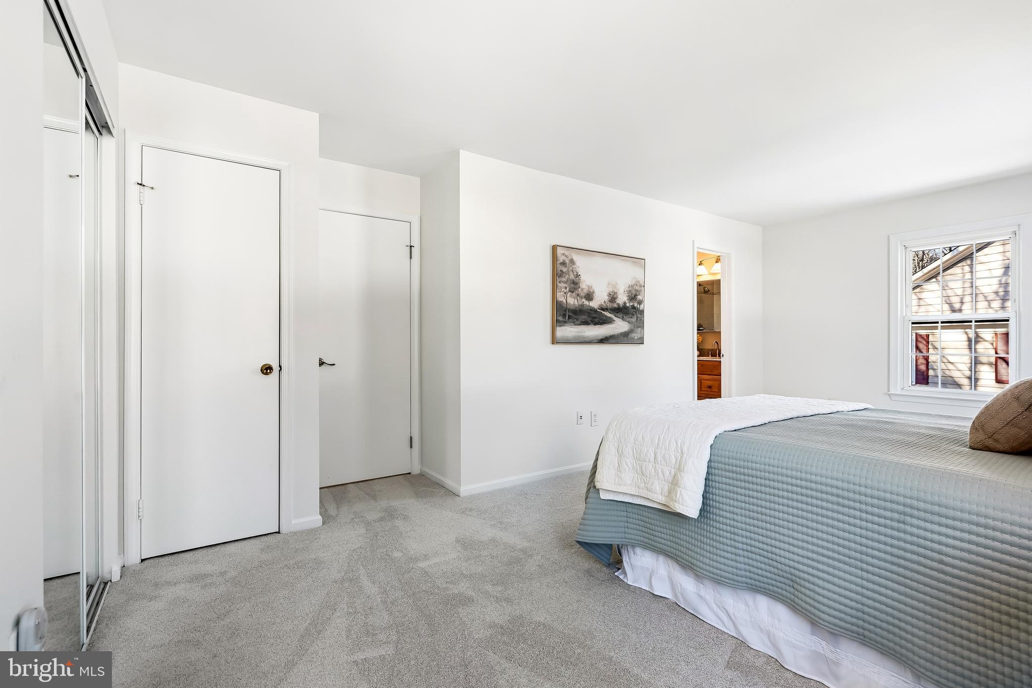 SPRING WOODS - Residential