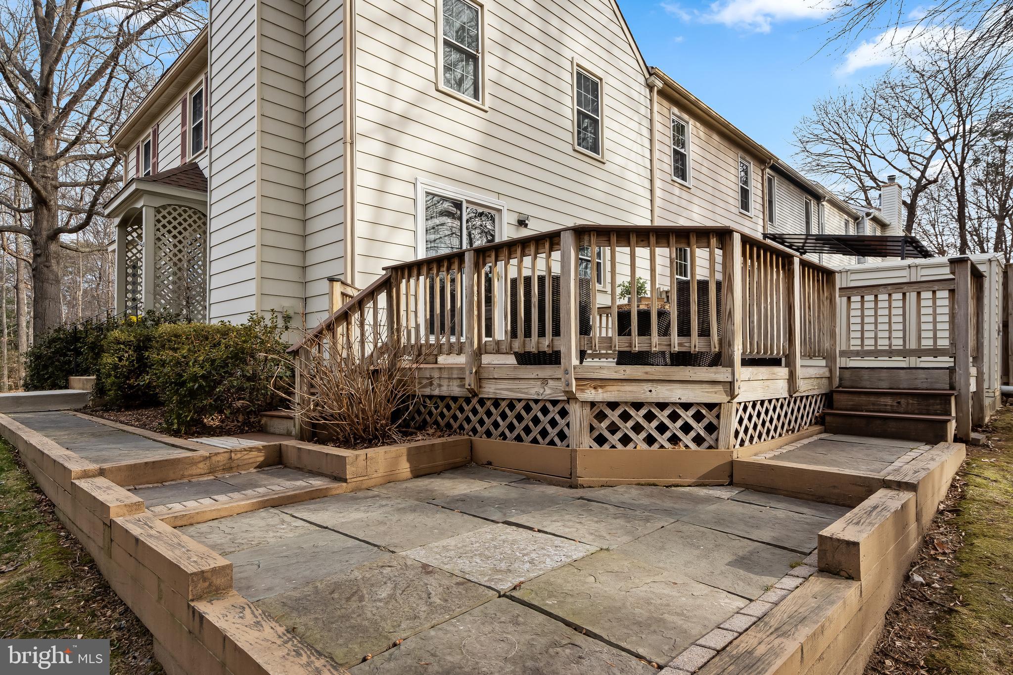 SPRING WOODS - Residential