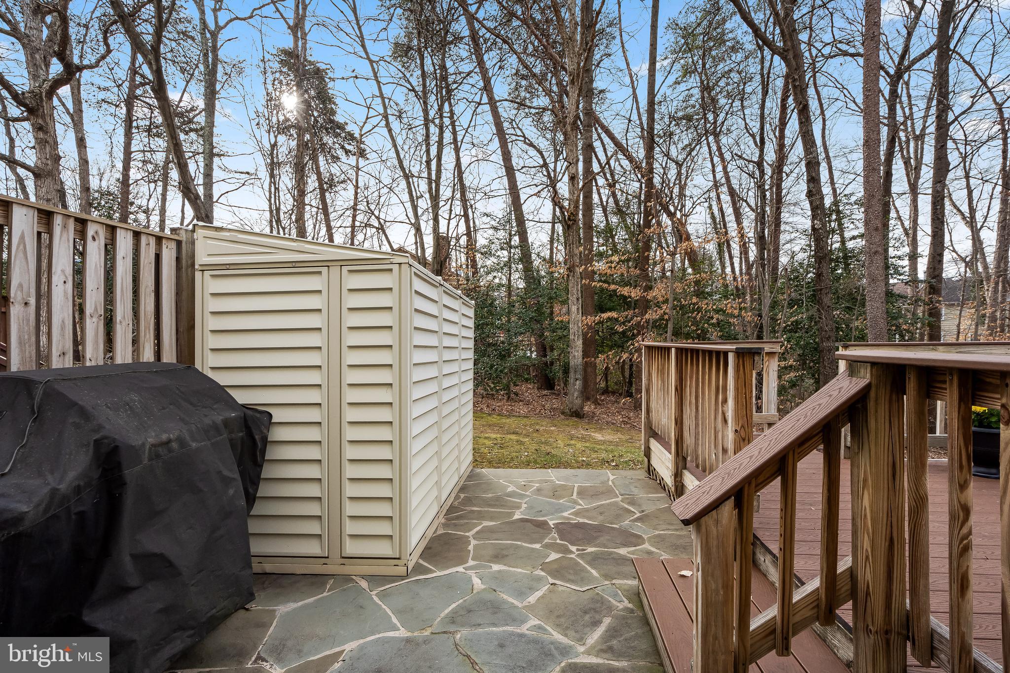 SPRING WOODS - Residential