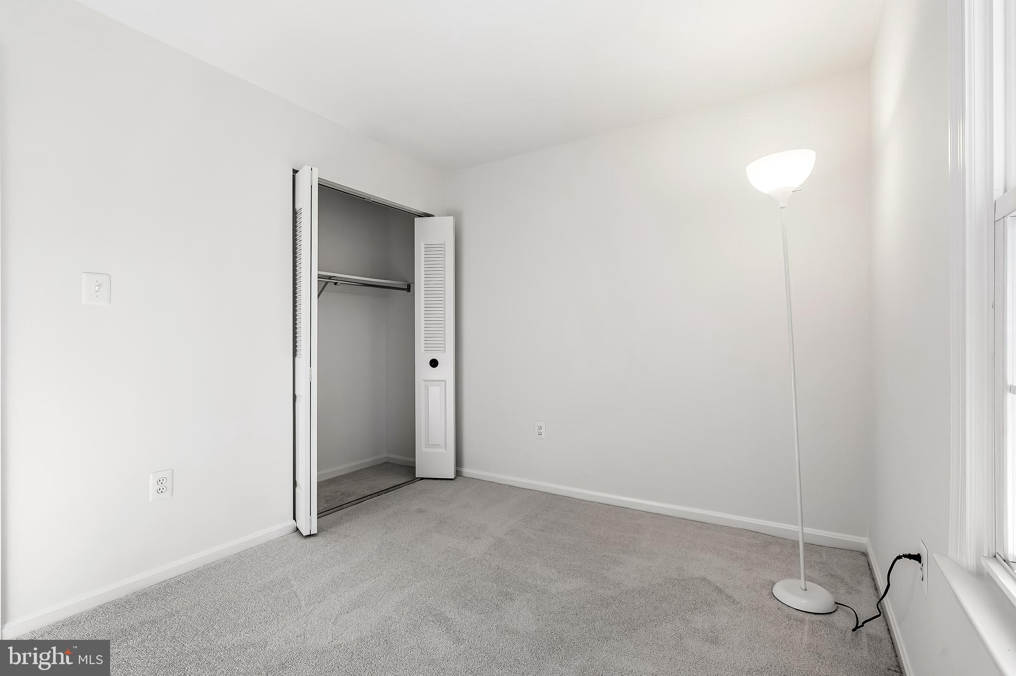 SPRING WOODS - Residential