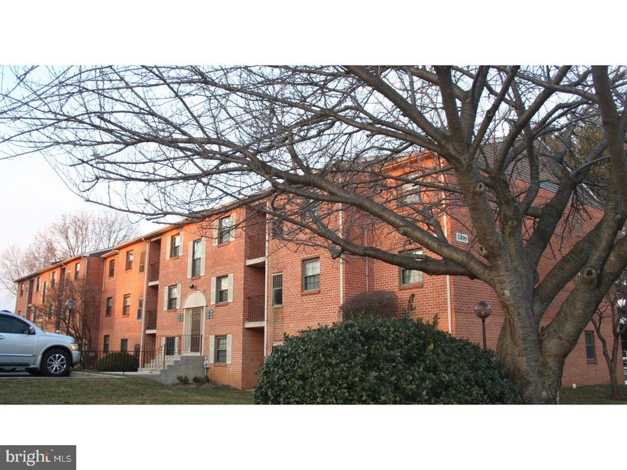 Easy to show, move right in.  Two bedroom one bath with washer and dryer; freshly painted with new carpets. Water and Sewer Bill is $120/month