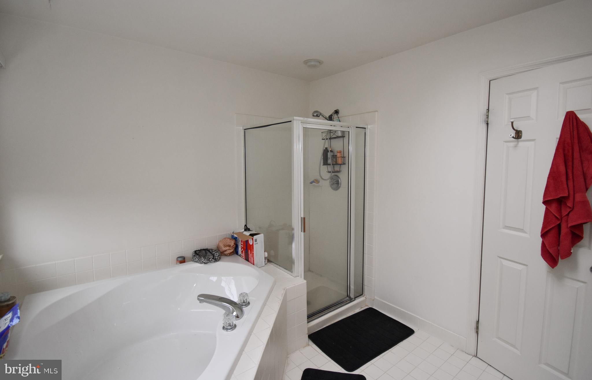 PINECREST - Residential Lease