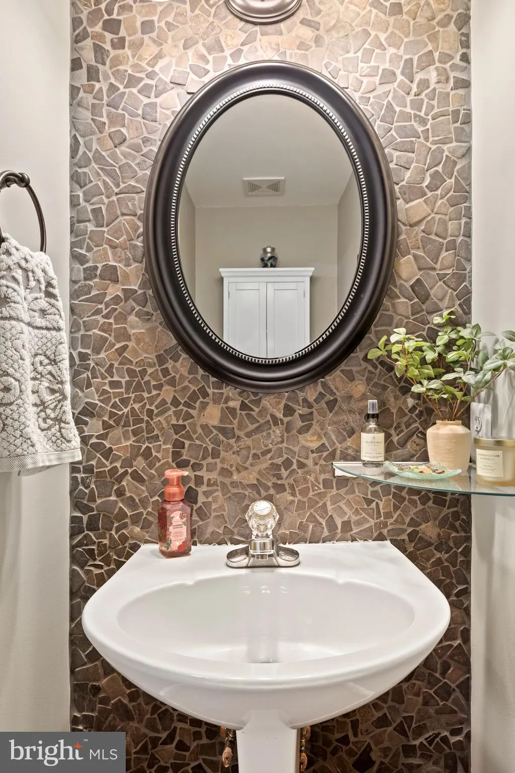 Stafford, Virginia 22554, United States, 4 Bedrooms Bedrooms, ,3 BathroomsBathrooms,Residential,Active,109335