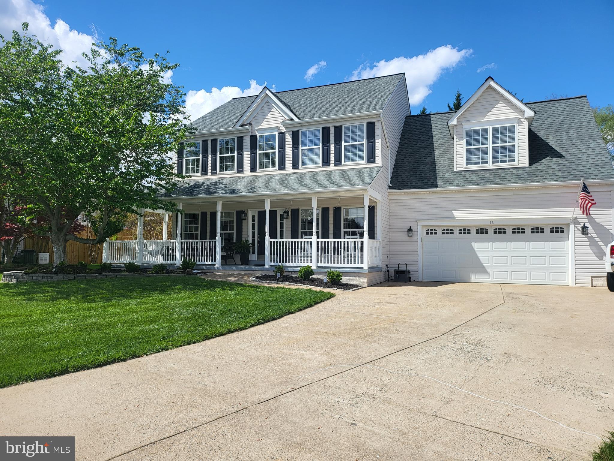 16 BLACKSMITH COURT