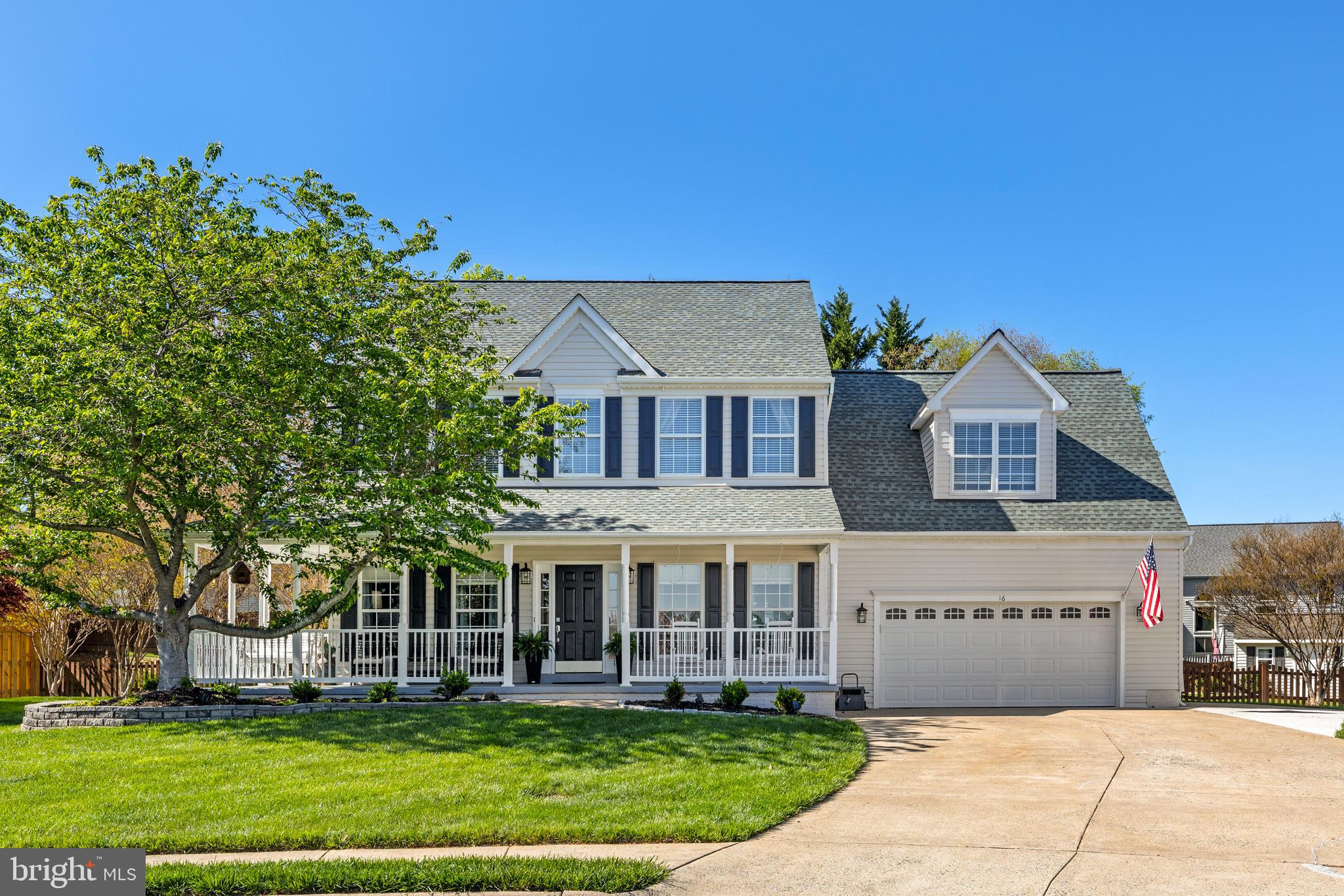 16 BLACKSMITH COURT