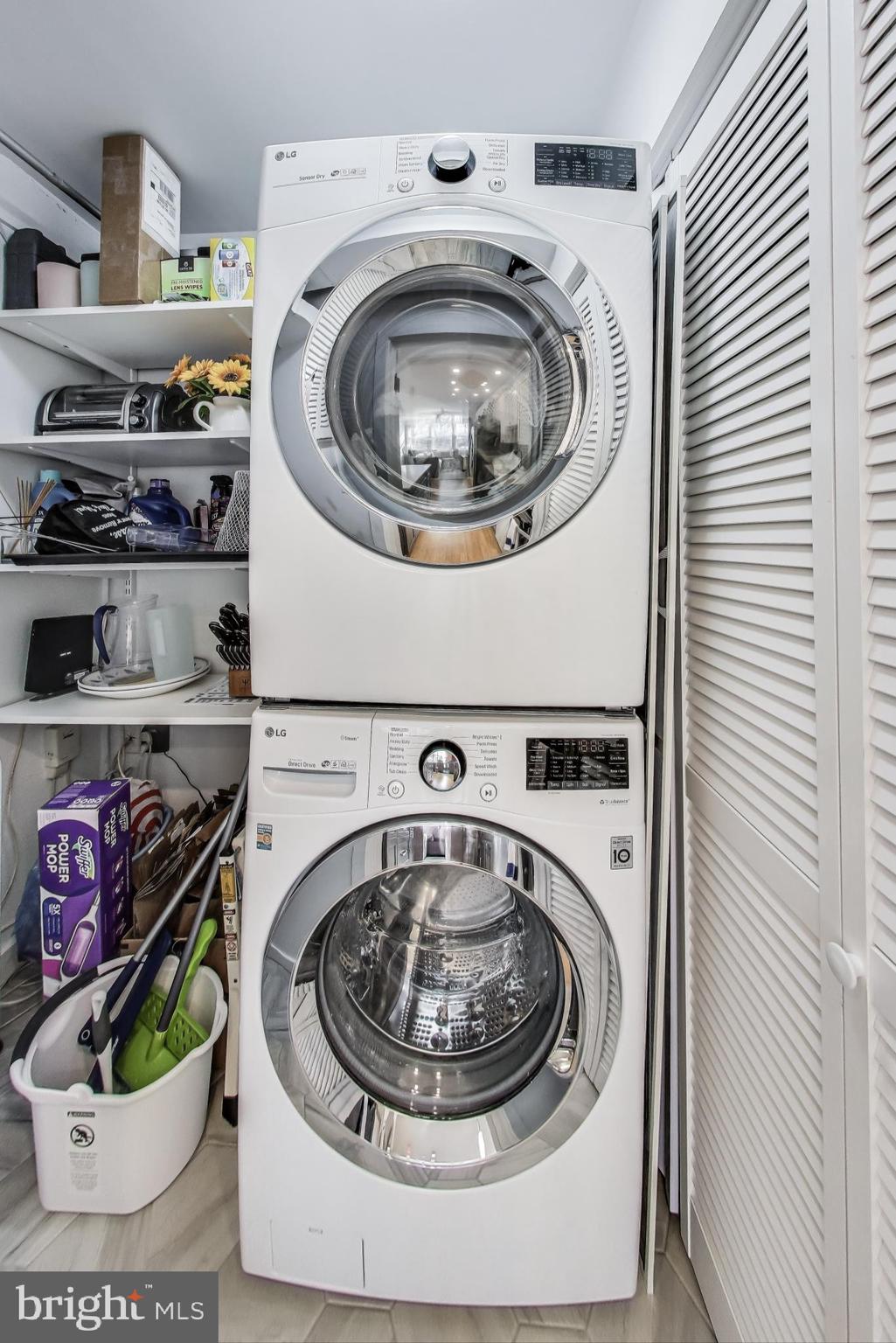 KENSINGTON HEIGHTS - Residential