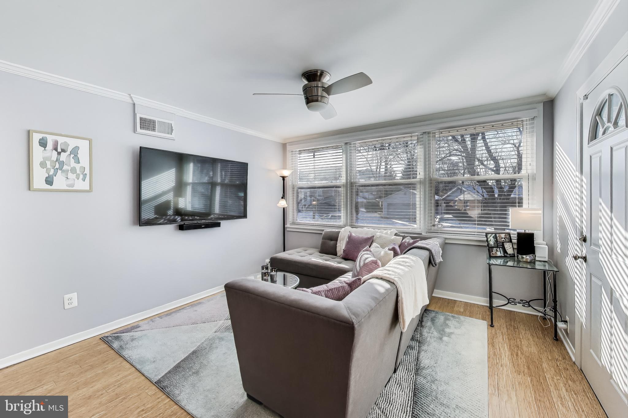 KENSINGTON HEIGHTS - Residential