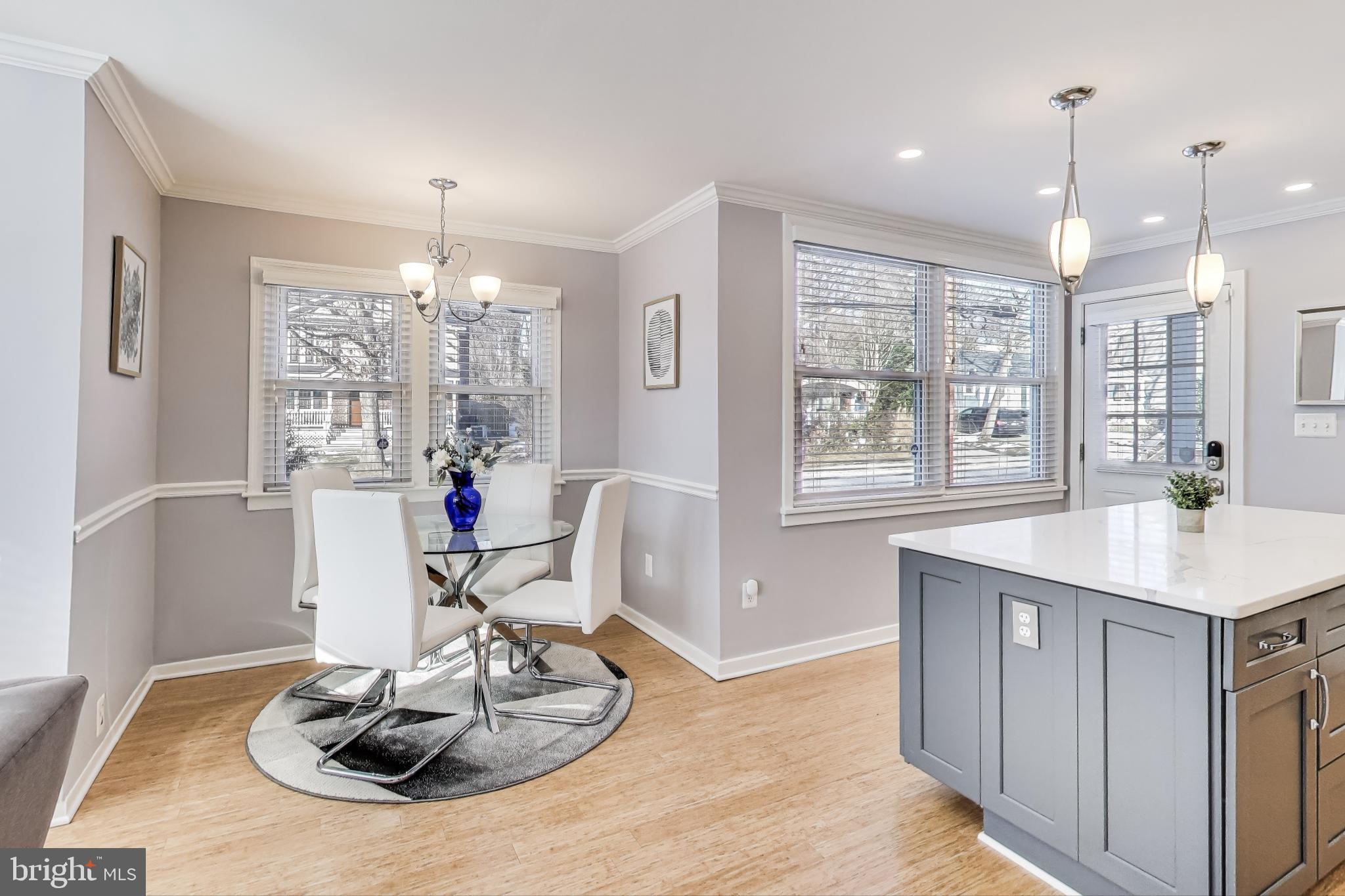 KENSINGTON HEIGHTS - Residential