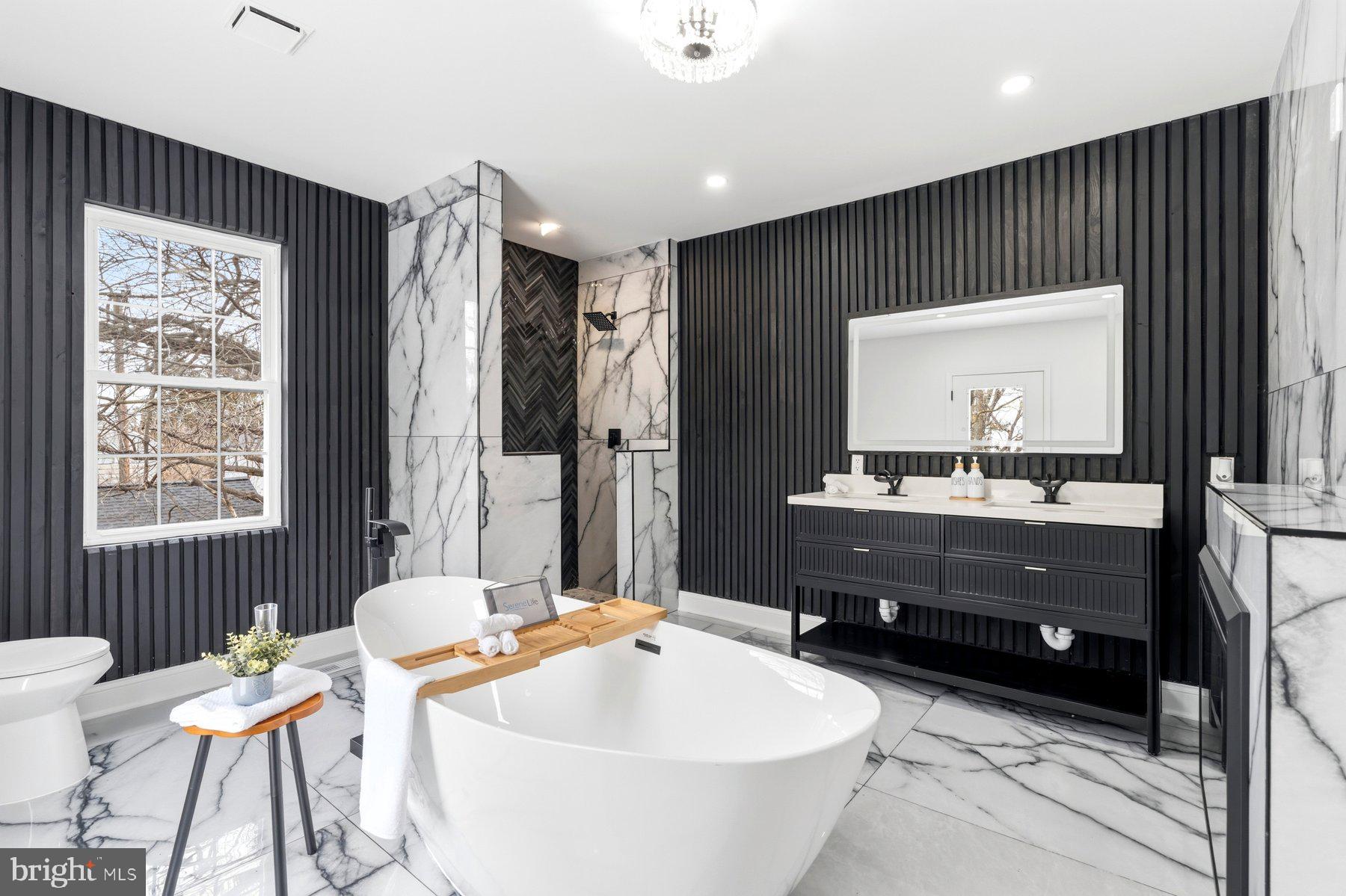 ASHBURTON HISTORIC DISTRICT - Residential