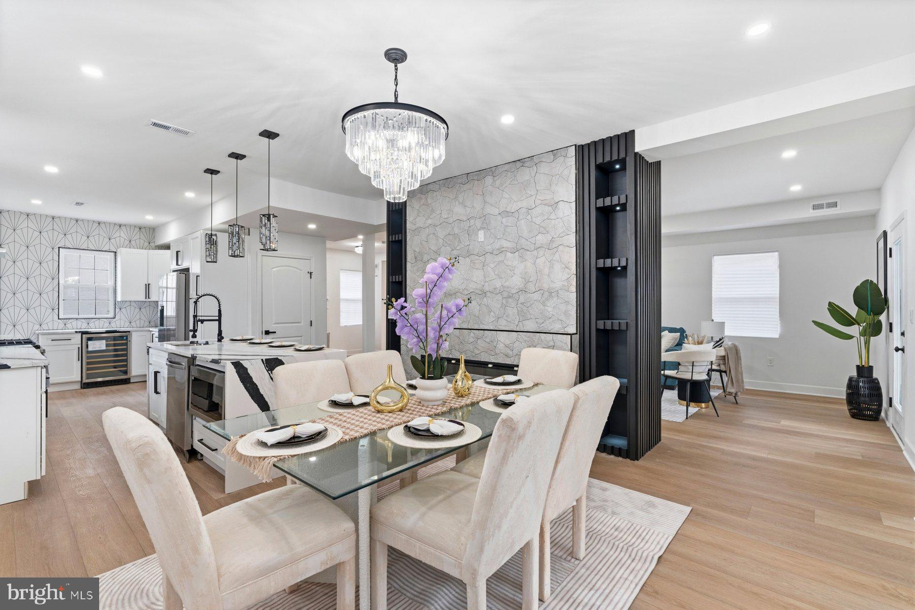 ASHBURTON HISTORIC DISTRICT - Residential