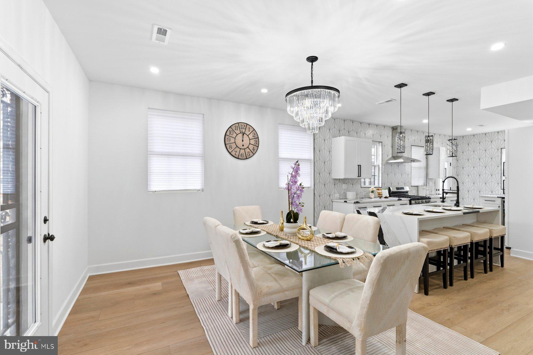 ASHBURTON HISTORIC DISTRICT - Residential