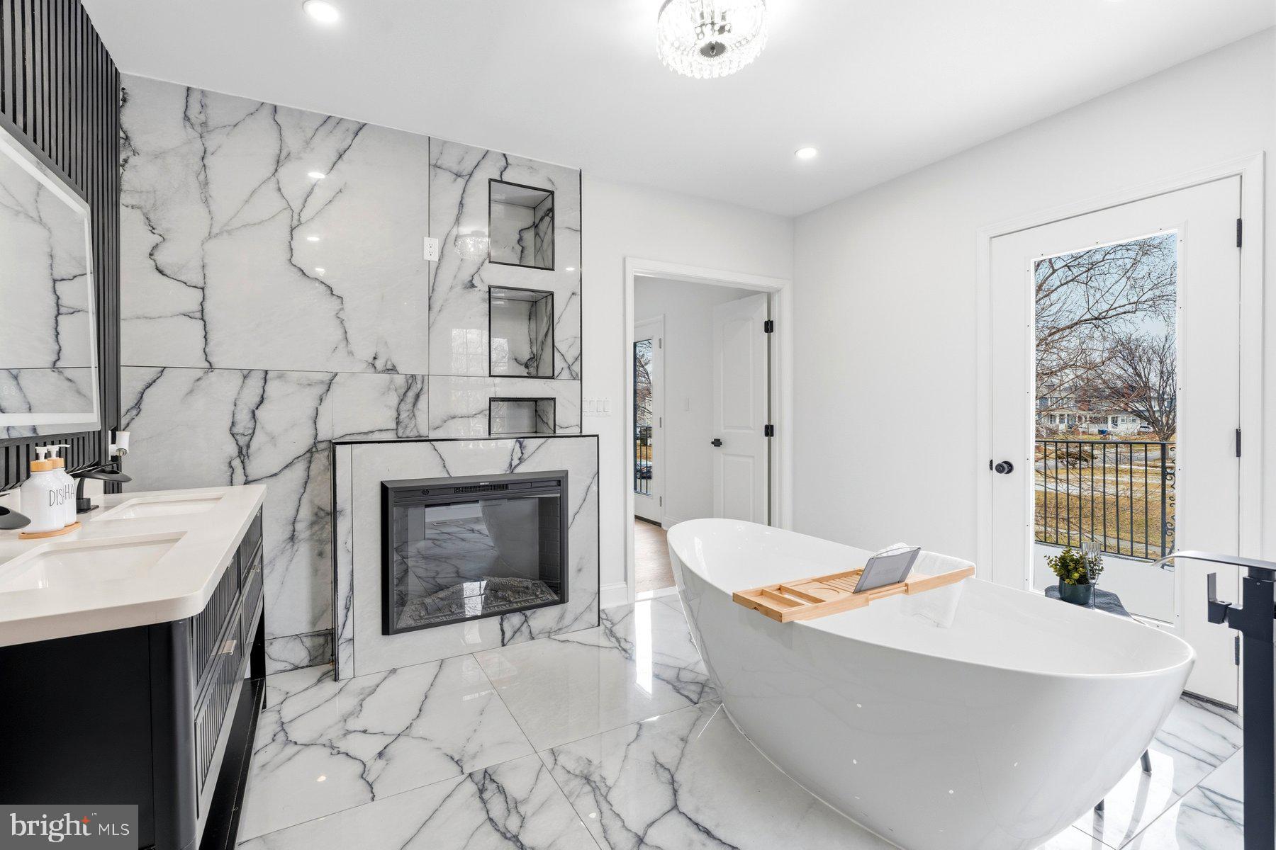 ASHBURTON HISTORIC DISTRICT - Residential