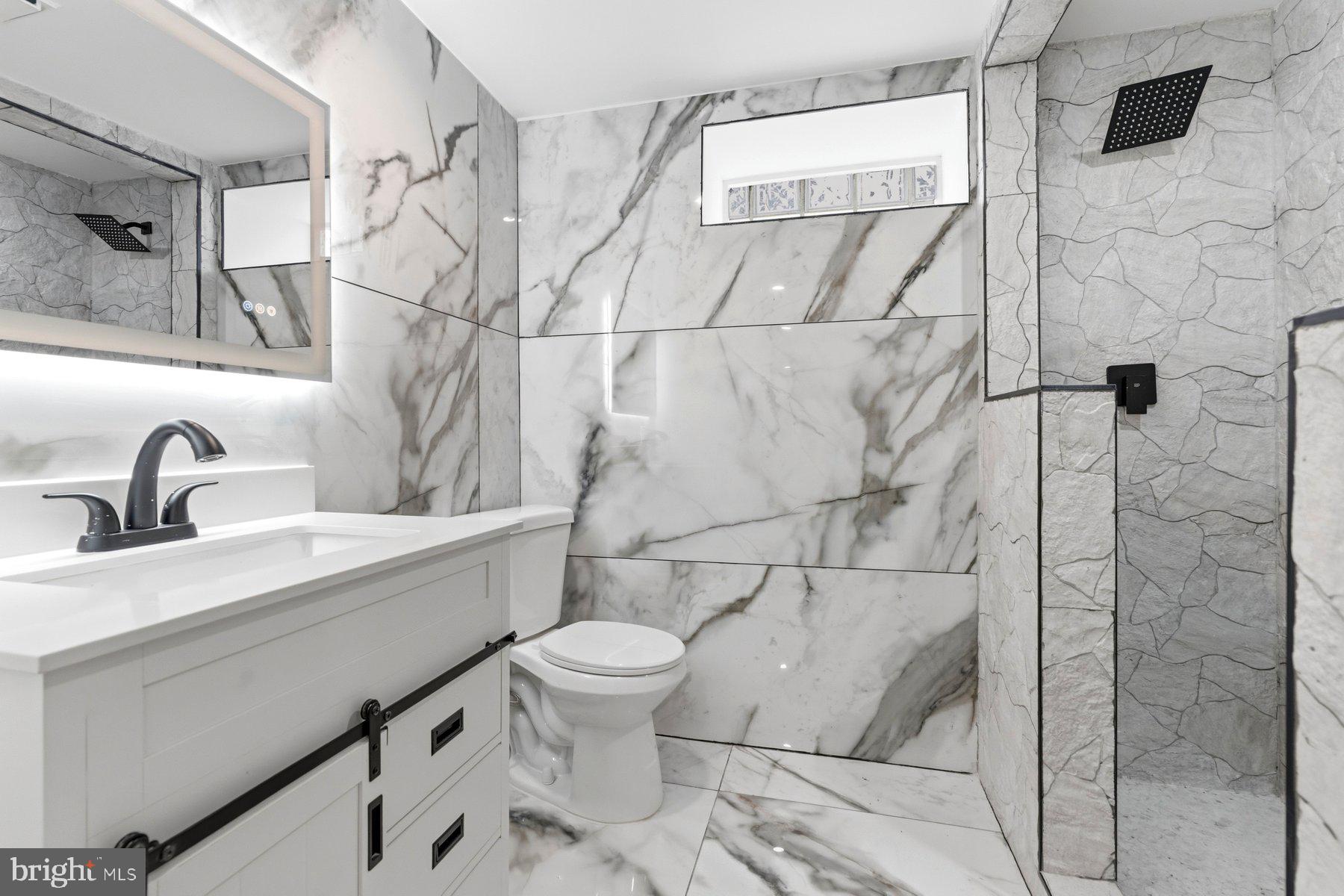 ASHBURTON HISTORIC DISTRICT - Residential